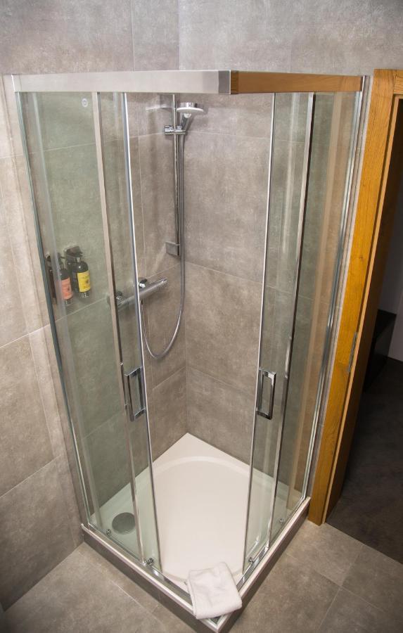 Snowland Apartmany Valča Dış mekan fotoğraf