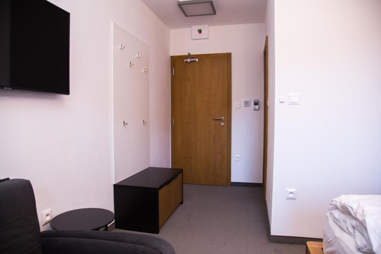 Snowland Apartmany Valča Dış mekan fotoğraf